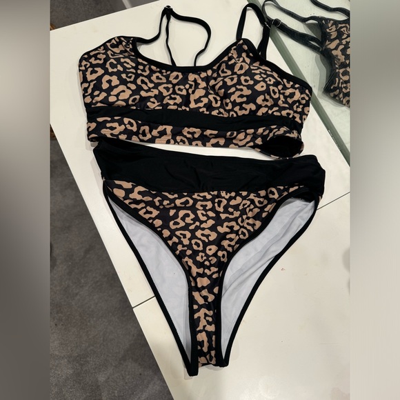 Black Band Leopard Bikini - Picture 3 of 5